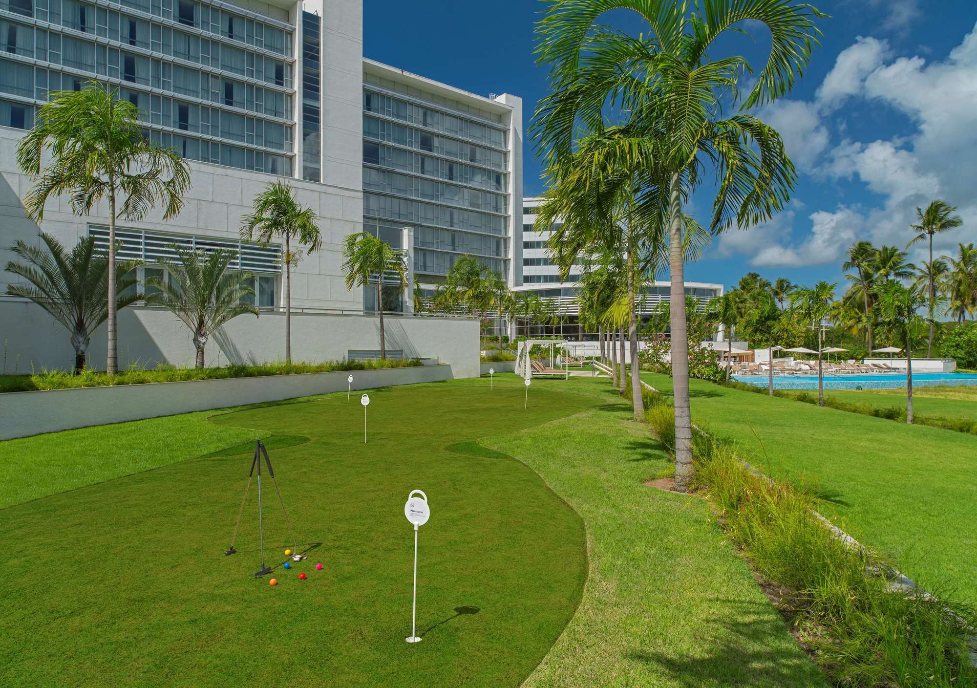Sheraton Reserva Do Paiva 카보데산토아고스틴호 외부 사진 Golf course at the Atlantis Paradise Island