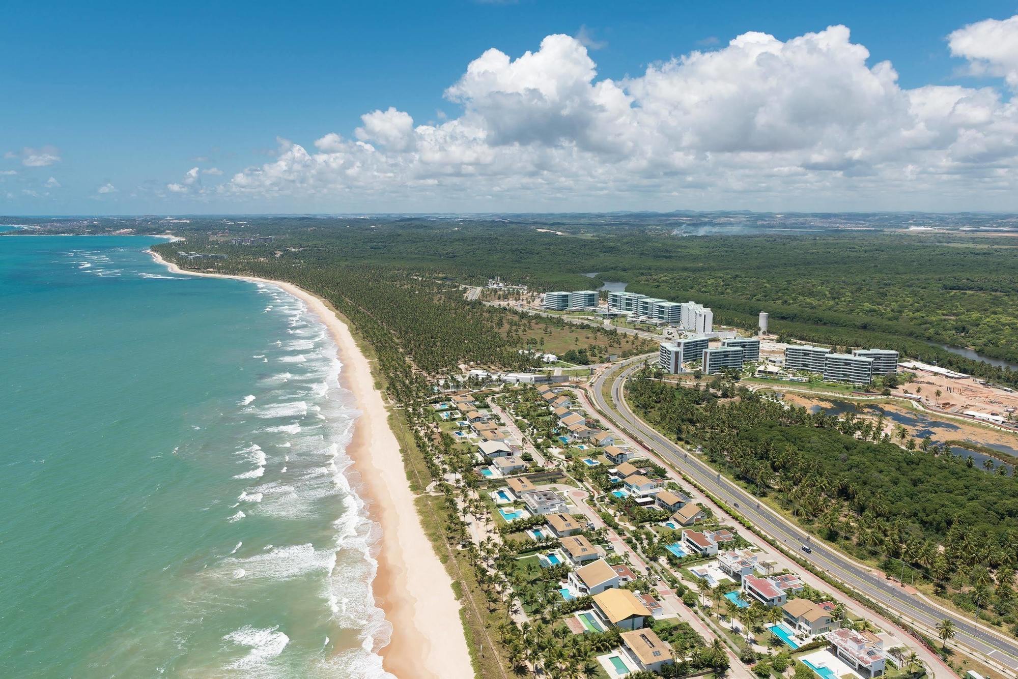 Sheraton Reserva Do Paiva 카보데산토아고스틴호 외부 사진 Aerial view of the city